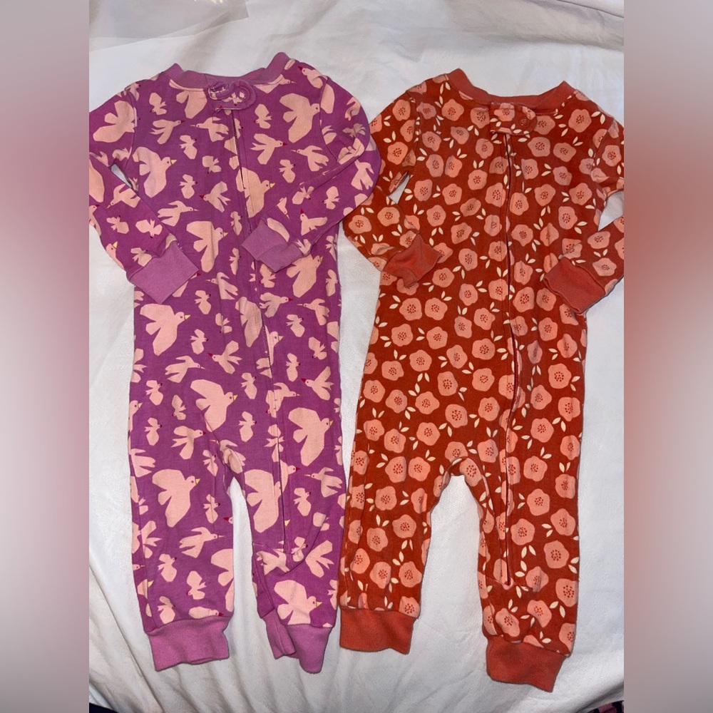 By Amazon Essentials Kids One Pieces PJs in Purple and Orange